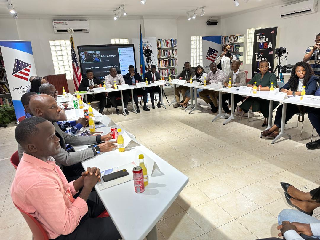 Une vue partielle de la rencontre Jeunes congolais avec l'ambassadrice des États-Unis en RDC Lucie Tamlyn (Zoomeco)